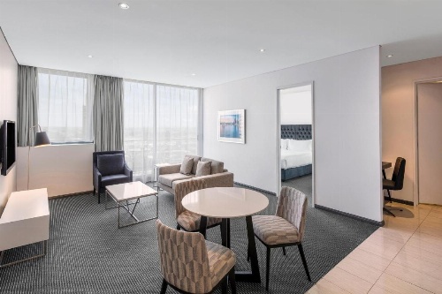 Meriton Suites Campbell Street image 11