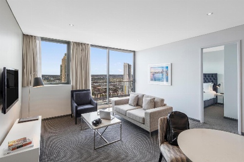 Meriton Suites Campbell Street image 2