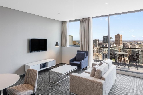 Meriton Suites Campbell Street image 28