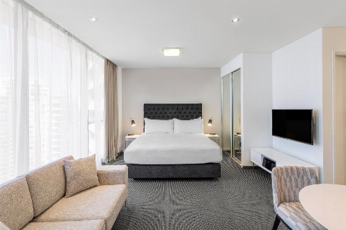 Meriton Suites Campbell Street image 4